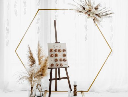 Stojak na tło stelaż do dekoracji HEKSAGON złoty 2m