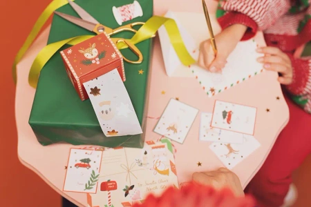 Naklejki świąteczne Merry Christmas + zawieszki MIX